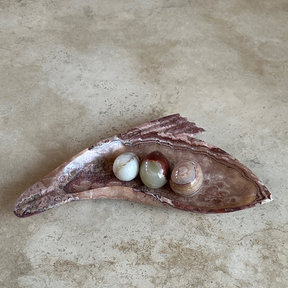 AGATE stone fish Unique Brown and Cream Decorative Stone